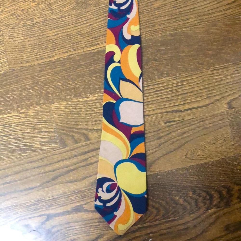 Lord & Taylor vintage Metropolitan tie - Picture 1 of 4